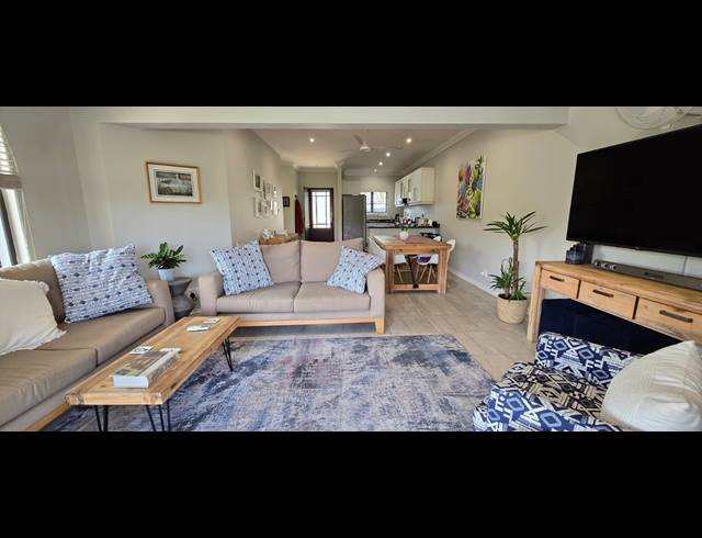 2 BEDROOM TOWNHOUSE FOR SALE IN SIMBITHI ECO ESTATE